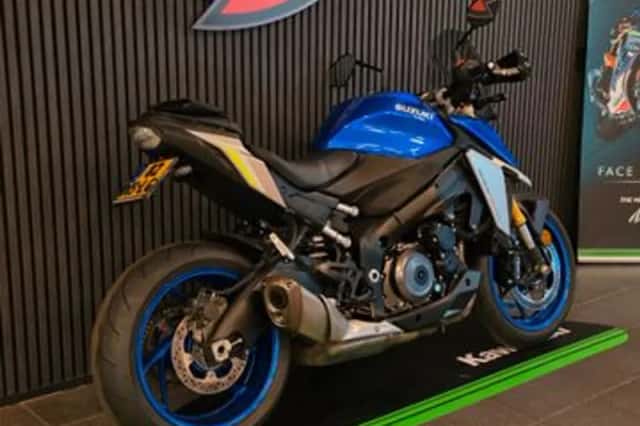 Suzuki GSX-S1000 (2023) thumbnail 4