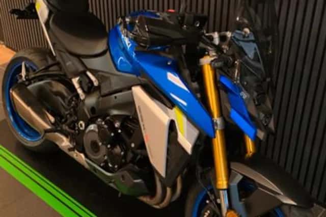 Suzuki GSX-S1000 (2023) thumbnail 6