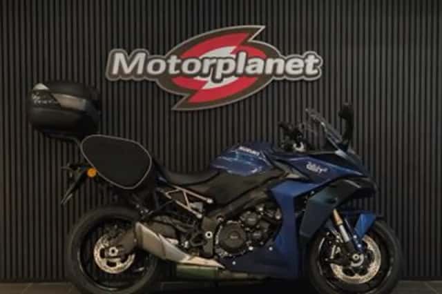 Suzuki GSX-S1000GT (2023) thumbnail 1
