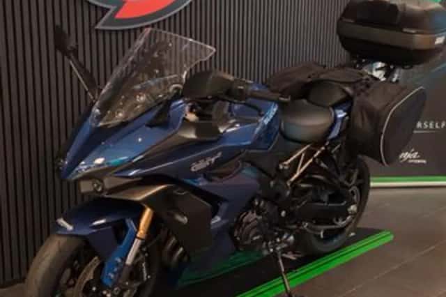 Suzuki GSX-S1000GT (2023) thumbnail 4