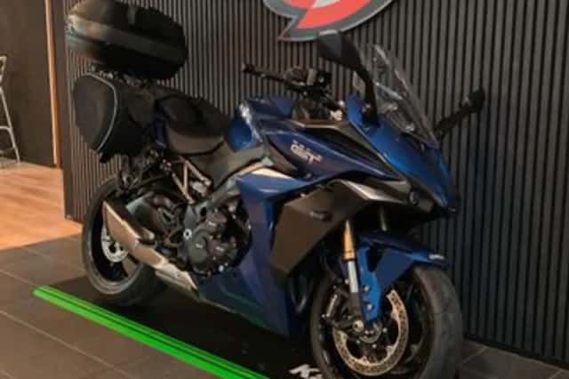 Suzuki GSX-S1000GT (2023) thumbnail 5