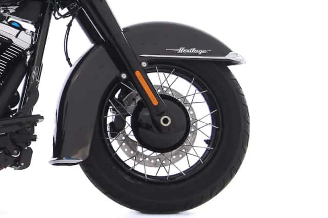 Harley-Davidson Softail Heritage Classic (2026) thumbnail 5