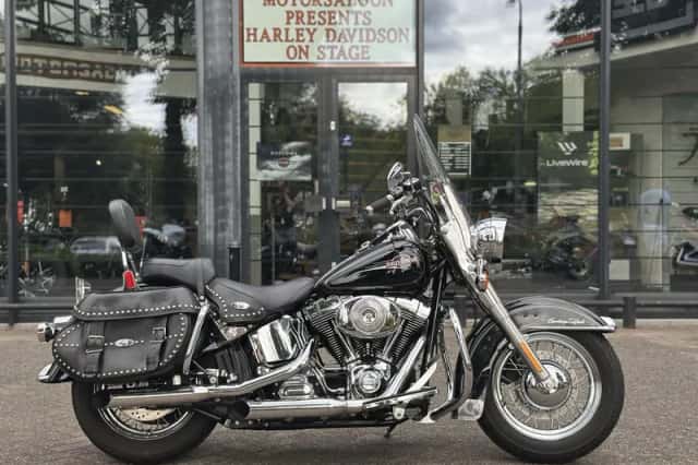 Harley-Davidson Softail Heritage Classic (2006) thumbnail 4