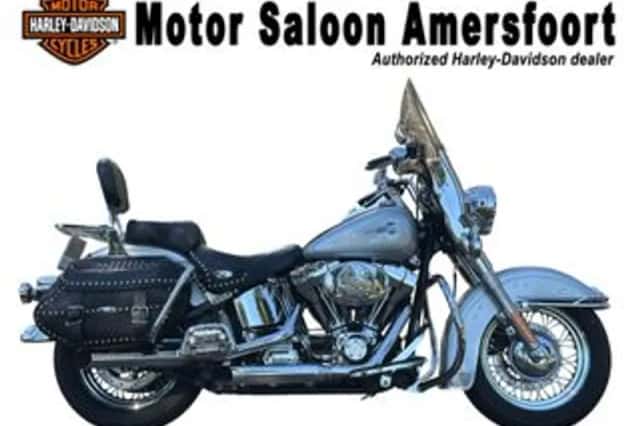 Harley-Davidson Softail Heritage Classic (2004) thumbnail 1
