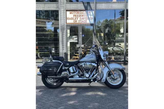 Harley-Davidson Softail Heritage Classic (2004) thumbnail 3