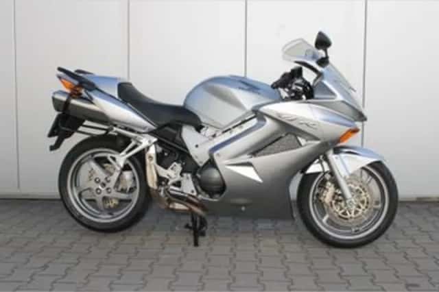 Honda VFR 800 VTEC ABS (2005) thumbnail 1