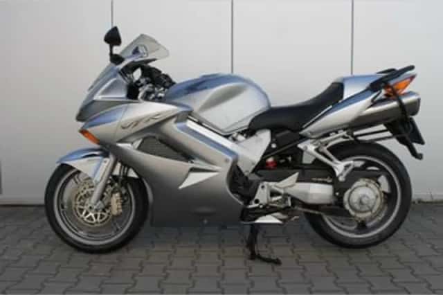 Honda VFR 800 VTEC ABS (2005) thumbnail 4