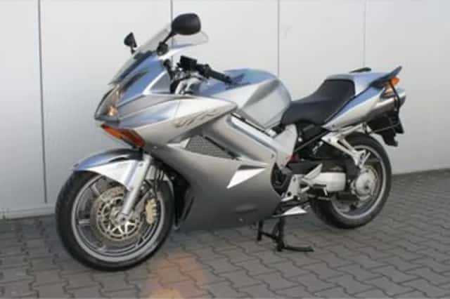 Honda VFR 800 VTEC ABS (2005) thumbnail 5