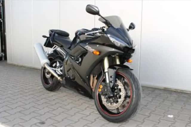 Yamaha YZF-R6 (2005) thumbnail 2