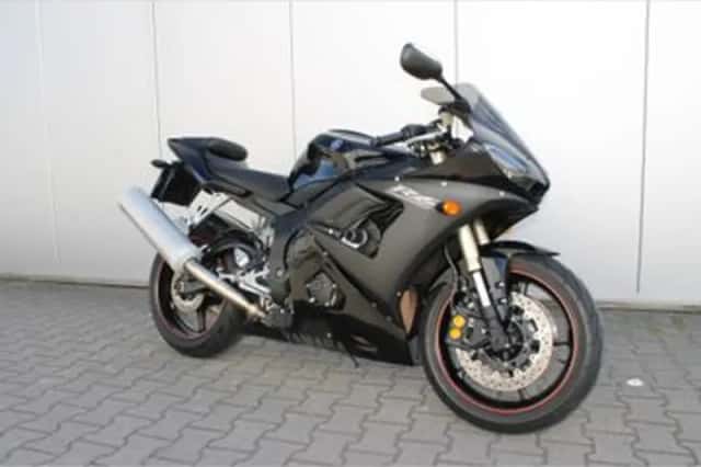 Yamaha YZF-R6 (2005) thumbnail 3