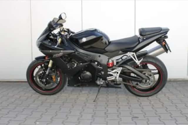 Yamaha YZF-R6 (2005) thumbnail 4