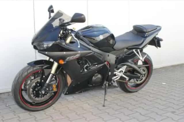Yamaha YZF-R6 (2005) thumbnail 5