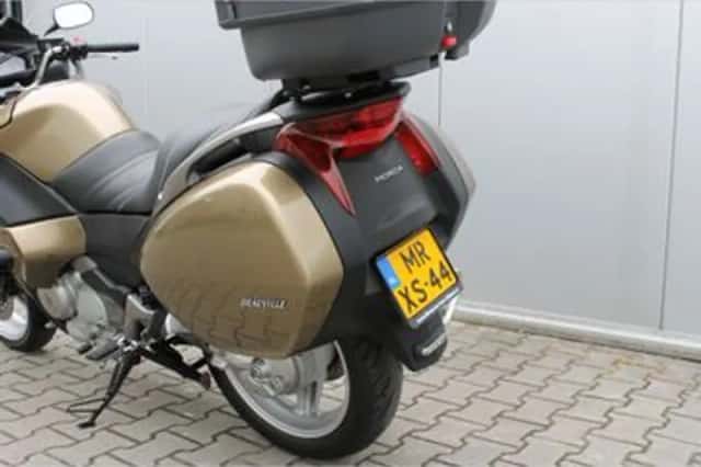 Honda NT 700 V DEAUVILLE ABS (2006) thumbnail 6