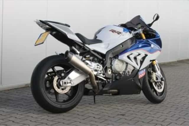 BMW S 1000 RR (2015) thumbnail 3