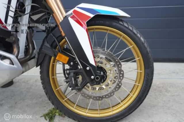 Honda Africa Twin (2021) thumbnail 4