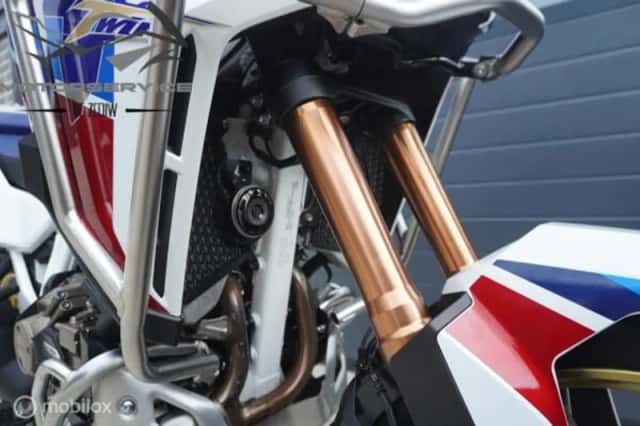Honda CRF1100 Africa Twin Adventure Sports ES (2021) thumbnail 5