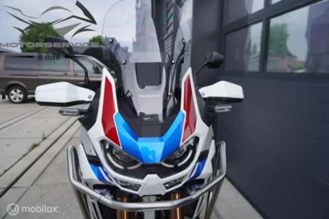 Honda CRF1100 Africa Twin Adventure Sports ES (2021) thumbnail 6