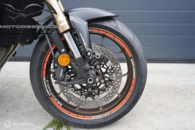 Honda CB650R (2021) thumbnail 3