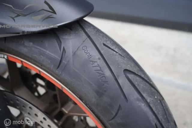 Honda CB650R (2021) thumbnail 4
