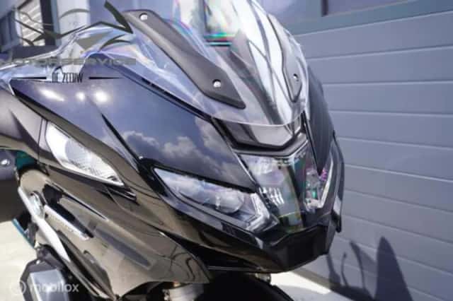 BMW R 1250 RT (2023) thumbnail 2