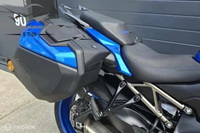 Suzuki GSX-S1000GT Plus (2022) thumbnail 4