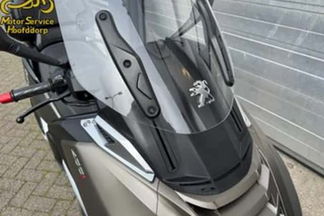 Peugeot Metropolis 400 (2021) thumbnail 4