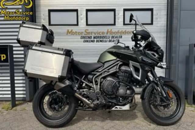 Triumph Tiger Explorer XCA (2017) thumbnail 1
