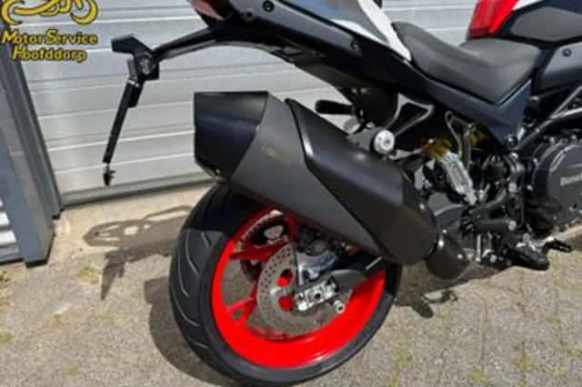 Benelli TRK 902 Stradale (2026) thumbnail 3