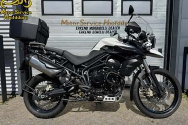 Triumph Tiger 800 XC (2012) thumbnail 1