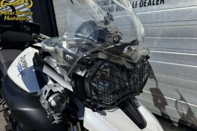 Triumph Tiger 800 XC (2012) thumbnail 3