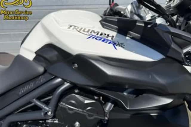 Triumph Tiger 800 XC (2012) thumbnail 4