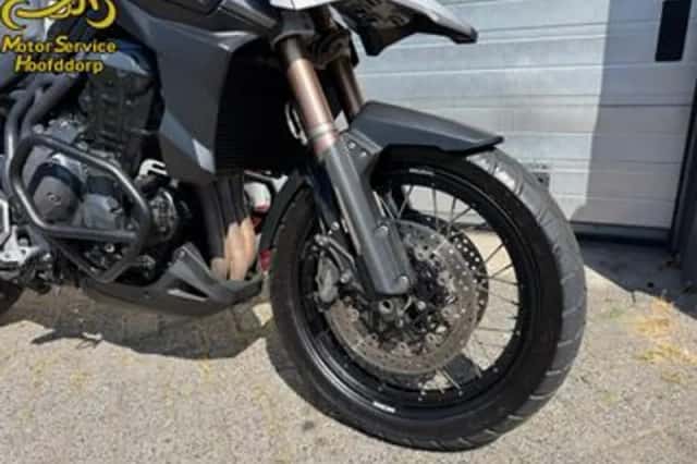 Triumph Tiger Explorer (2013) thumbnail 2