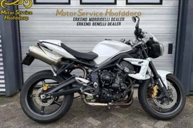 Triumph Street Triple R (2012) thumbnail 1
