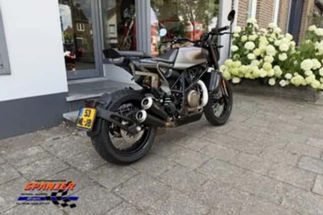 Husqvarna Svartpilen 701 (2019) thumbnail 3