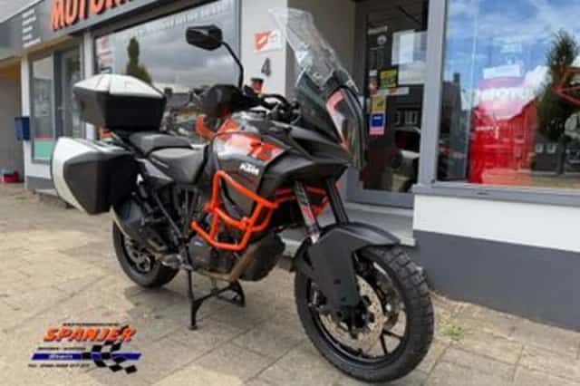 KTM 1290 Super Adventure (2018) thumbnail 2