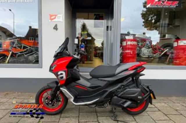 Aprilia SR GT 200 (2022) thumbnail 4