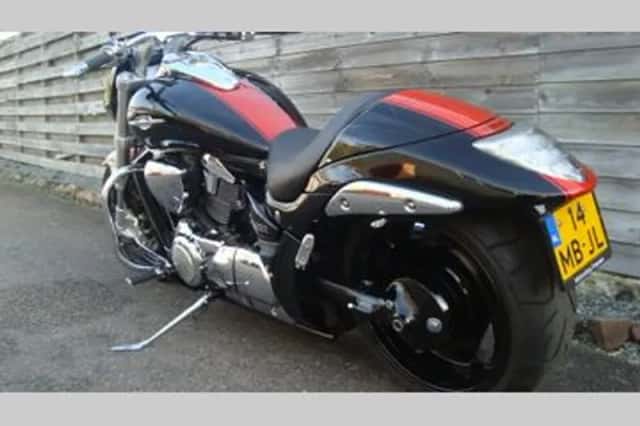 Suzuki M 1800 R INTRUDER (2012) thumbnail 2