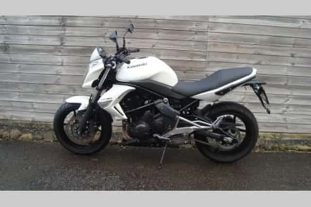 KAWASAKI Er6n abs (2011) thumbnail 5