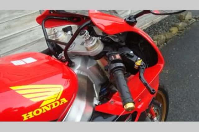 Honda VTR 1000 SP 1 (2001) thumbnail 6