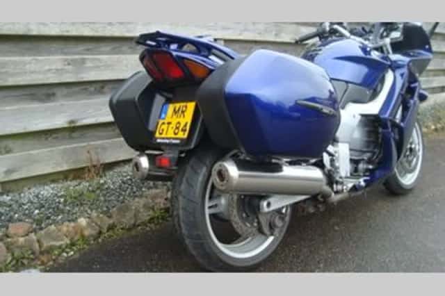 YAMAHA FJR 1300 (2003) thumbnail 3