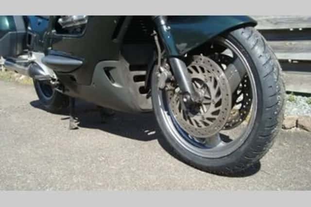 Honda ST 1100 PAN EUROPEAN (1993) thumbnail 3