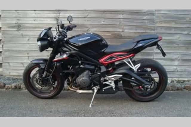 Triumph Street Triple 765 R (2019) thumbnail 6