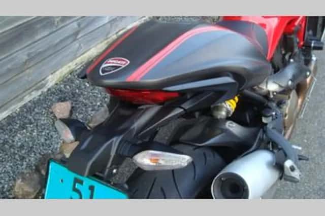 Ducati Monster 1200 (2016) thumbnail 3