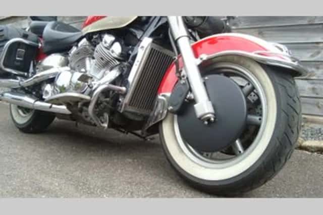 Yamaha XVZ 1300 Royal Star (1996) thumbnail 3