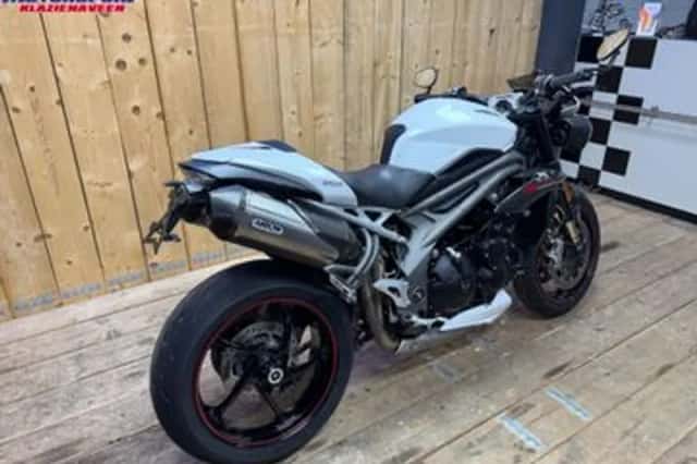 TRIUMPH SPEED TRIPLE RS (2018) thumbnail 3