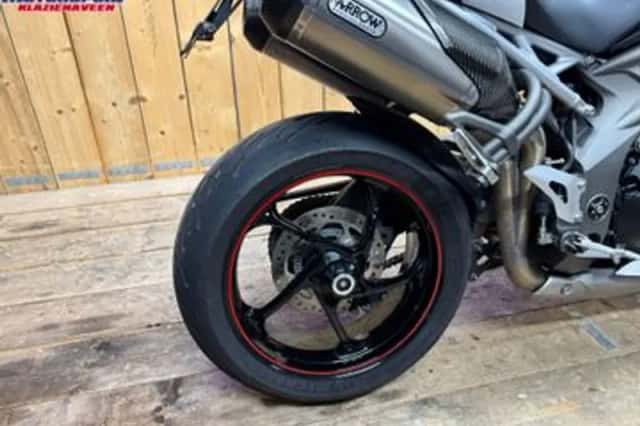 TRIUMPH SPEED TRIPLE RS (2018) thumbnail 6
