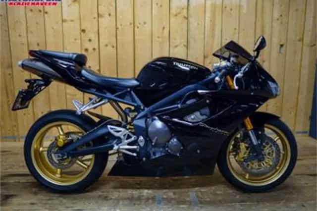 TRIUMPH DAYTONA 675 (2007) thumbnail 1