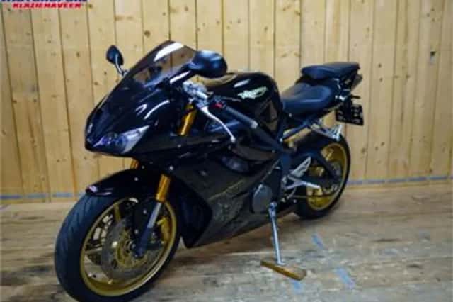 TRIUMPH DAYTONA 675 (2007) thumbnail 3