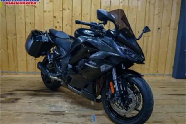KAWASAKI NINJA 1000SX TOURER (2021) thumbnail 2