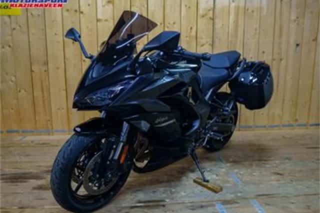 KAWASAKI NINJA 1000SX TOURER (2021) thumbnail 3
